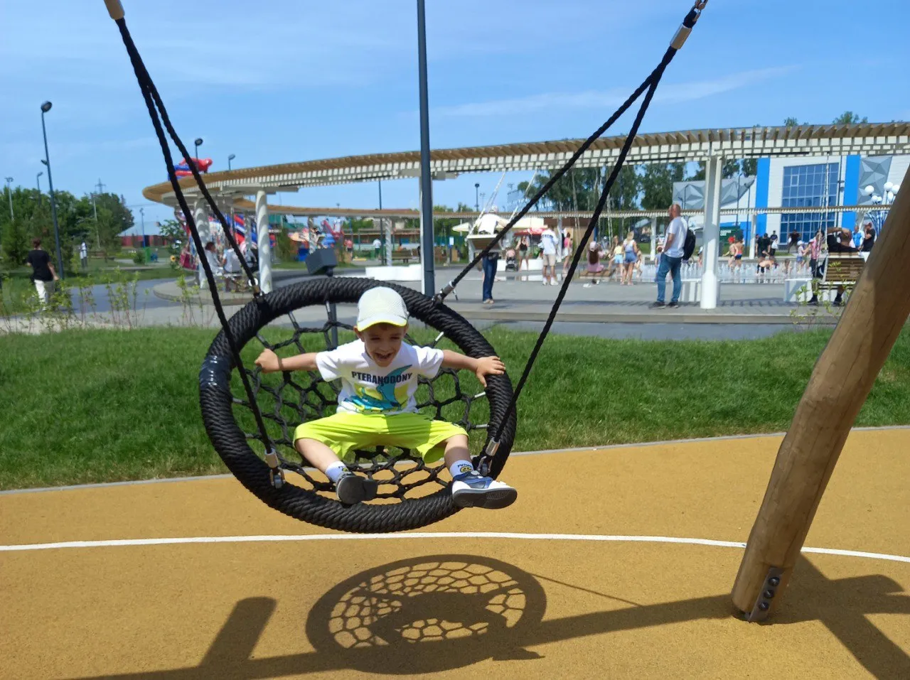 Смотреть фотографию